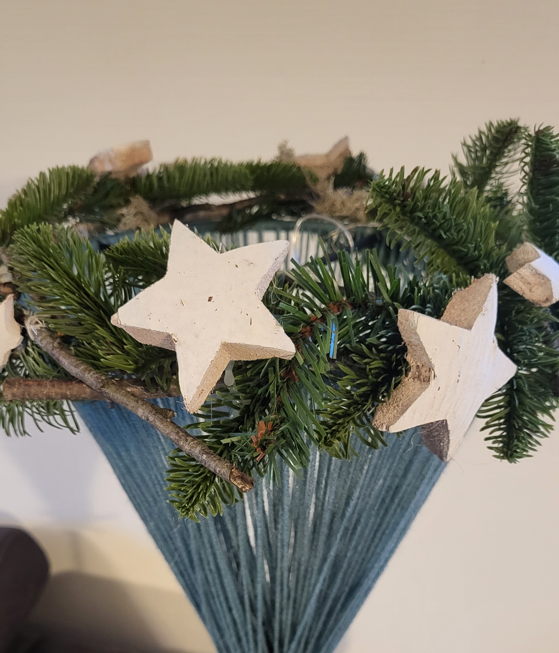 kerstdecoratie met groen-blauw en wit